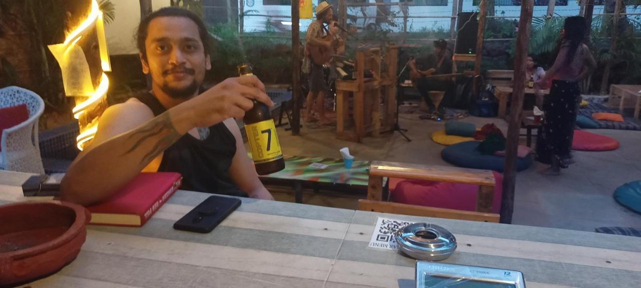 Red Monkeys Hostel Arambol Ngoại thất bức ảnh