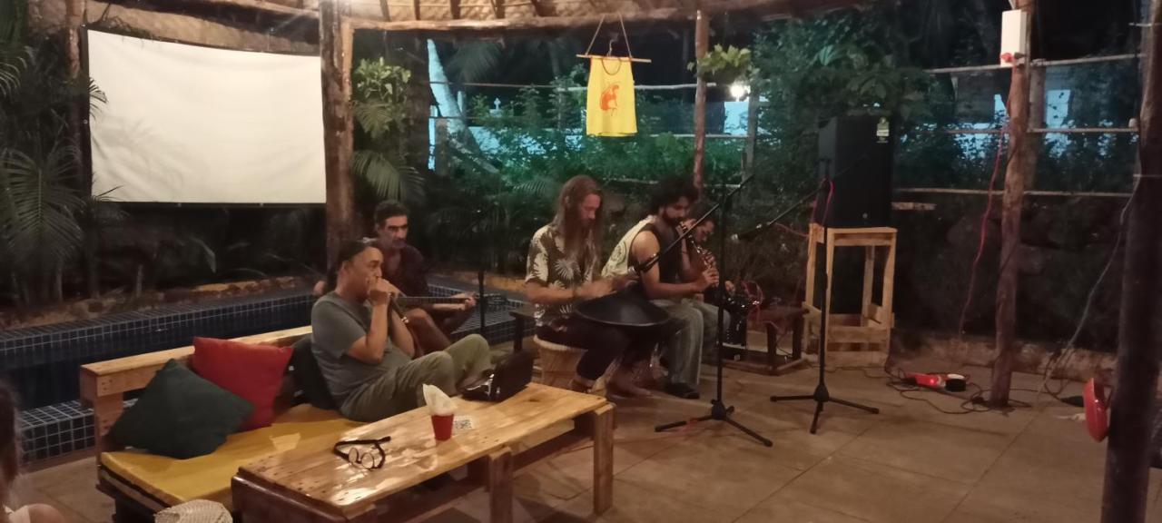 Red Monkeys Hostel Arambol Ngoại thất bức ảnh