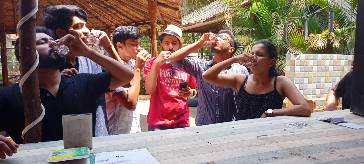 Red Monkeys Hostel Arambol Ngoại thất bức ảnh
