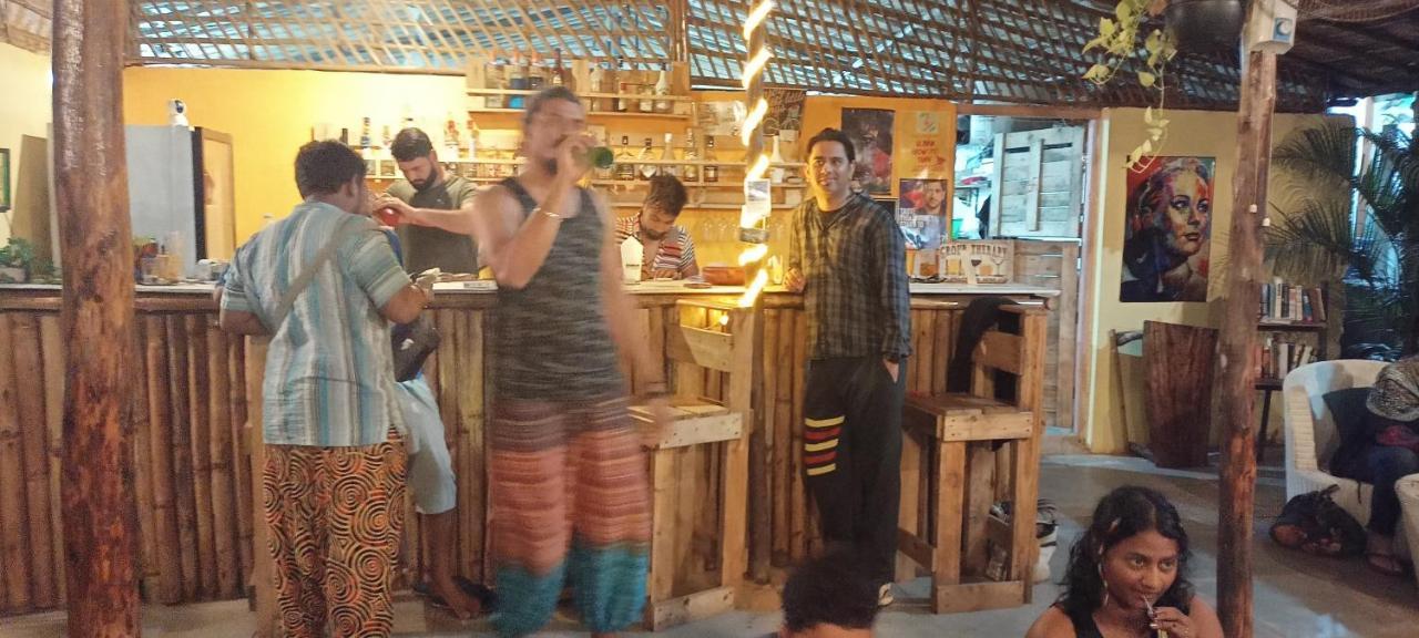 Red Monkeys Hostel Arambol Ngoại thất bức ảnh