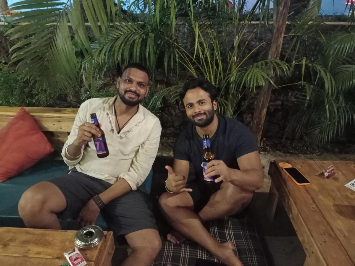Red Monkeys Hostel Arambol Ngoại thất bức ảnh